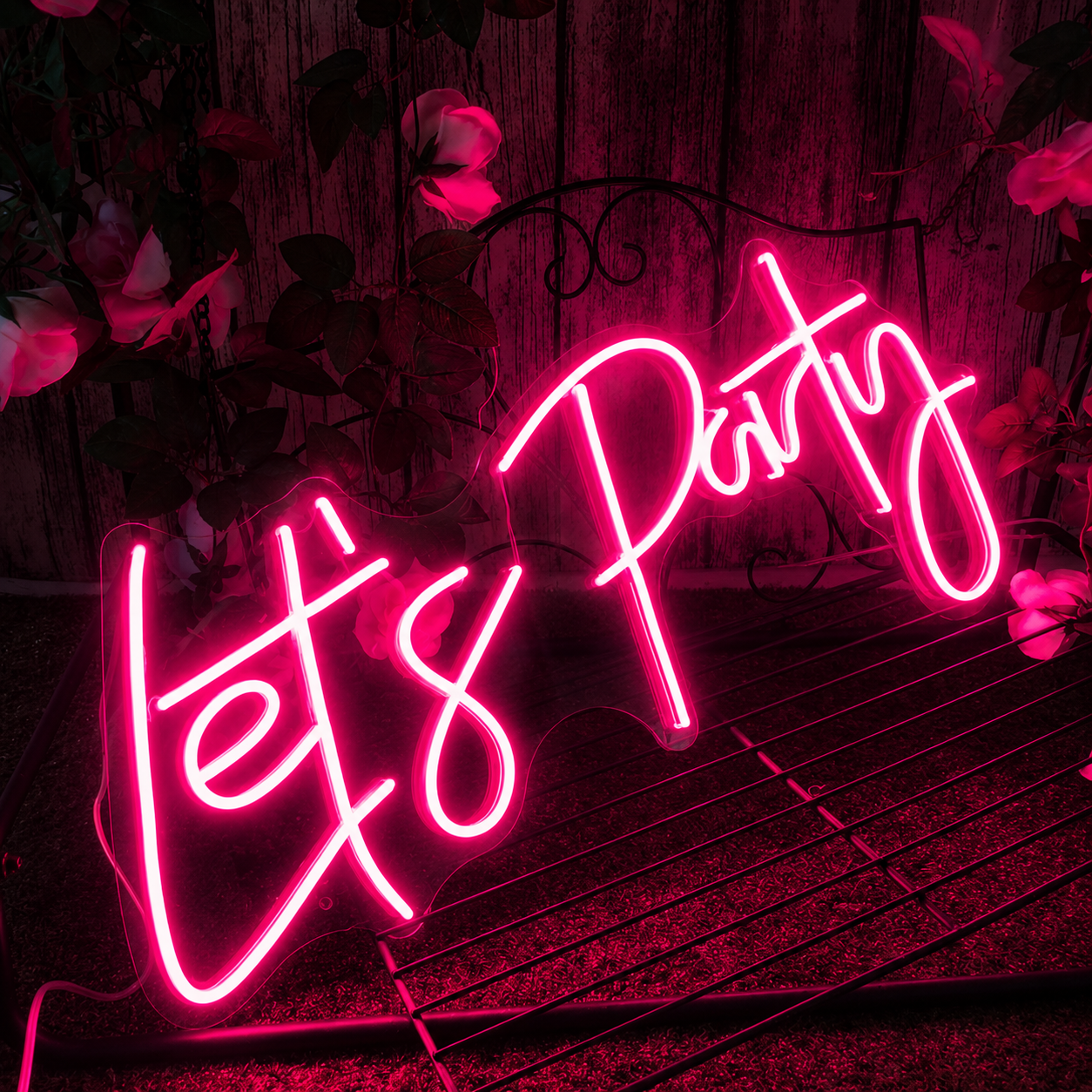 lets-party loading=